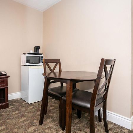 Canadas Best Value Inn & Suites-Charlottetown Bagian luar foto