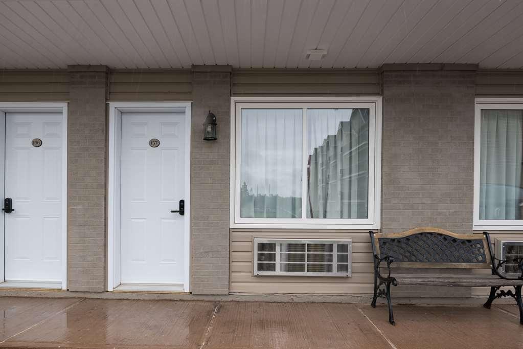 Canadas Best Value Inn & Suites-Charlottetown Bagian luar foto