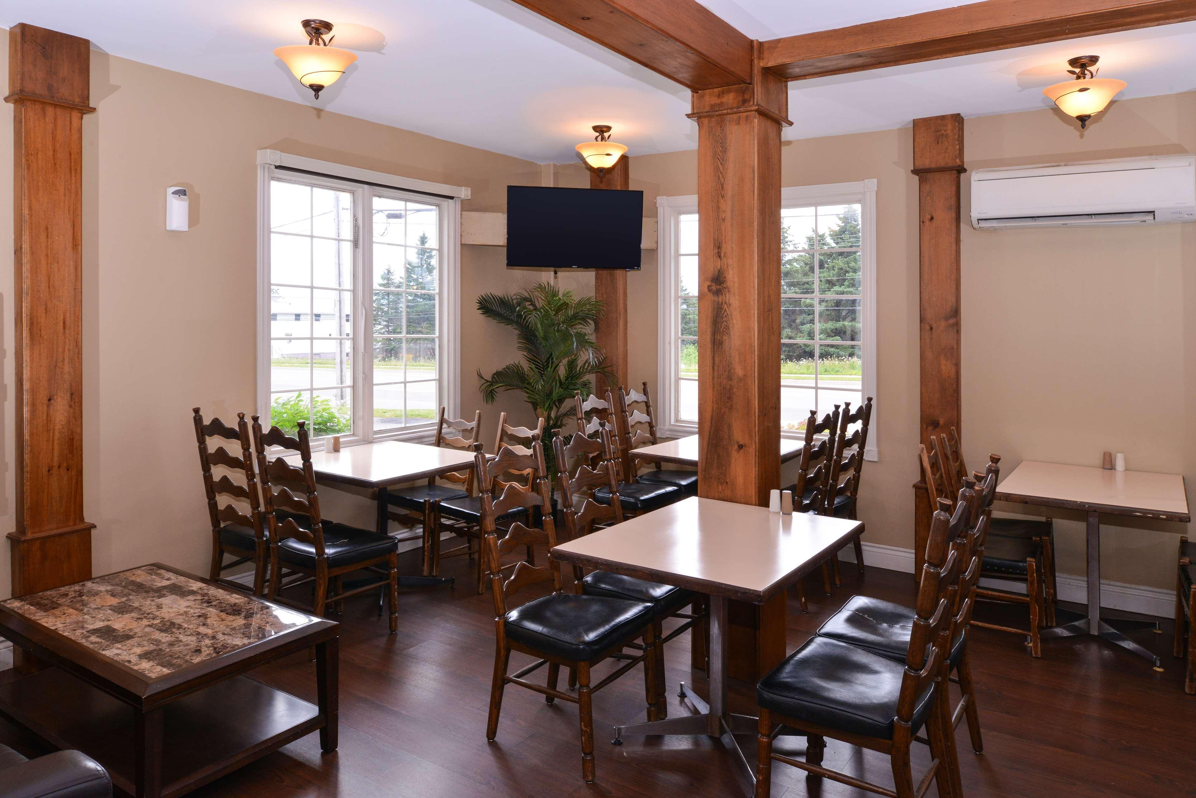 Canadas Best Value Inn & Suites-Charlottetown Bagian luar foto