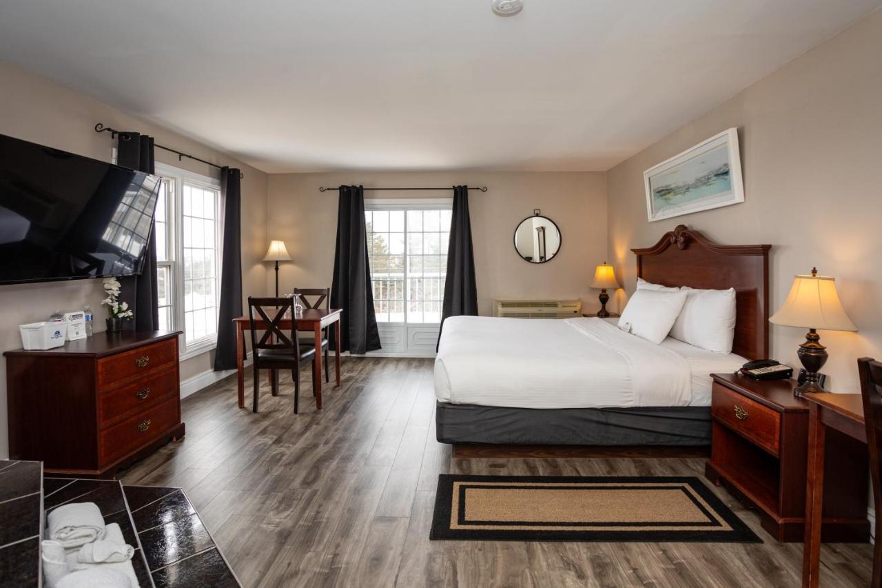 Canadas Best Value Inn & Suites-Charlottetown Bagian luar foto